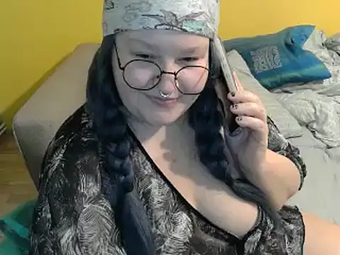 ThickBones online show from December 2024 05:08:01 PM