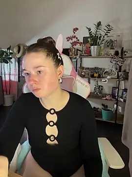 sweetest pie online show from October 2025 05:20:02 PM