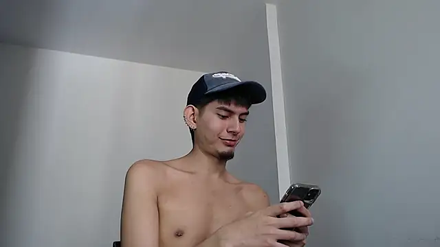 Snapshot of imdavo23 chatting on October 2025 05:08:01 PM imdavo23 online show from October 2025 05:08:01 PM