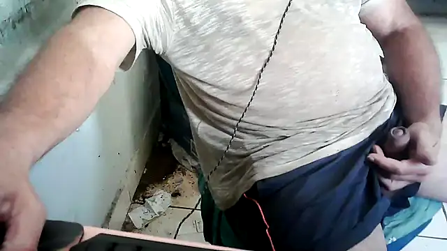 eduar570 online show from September 2025 02:43:02 PM