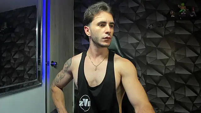 Latino stud4u online show from March 2025 12:32:01 AM