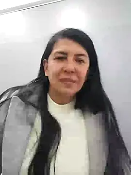 aisha latina online show from January 2025 02:08:02 PM