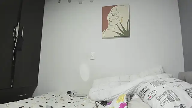 aisha latina online show from January 2025 11:39:01 PM