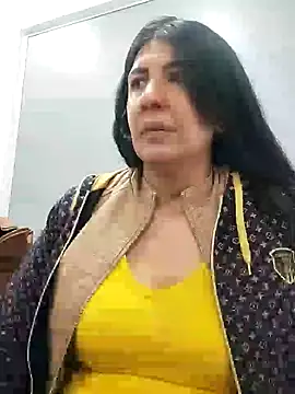 aisha latina online show from February 2025 02:24:01 PM