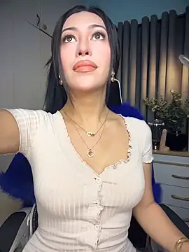 Jasmine Elcock online show from May 2026 09:42:02 PM
