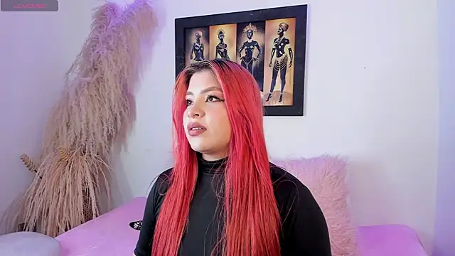 SophieRossi online show from February 2025 05:25:01 AM