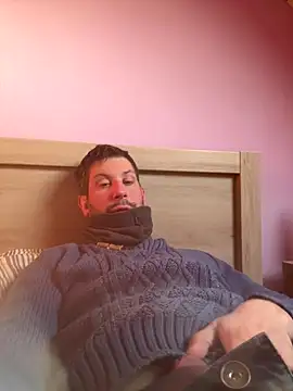 Snapshot of Taxidriver1988 chatting on December 2025 02:43:02 PM Taxidriver1988 online show from December 2025 02:43:02 PM