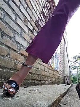 Yuky ta online show from September 2025 12:19:01 PM