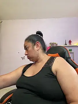 Snapshot of agathaxxx-69 chatting on May 2026 08:14:02 PM agathaxxx-69 online show from May 2026 08:14:02 PM