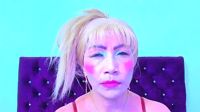 Snapshot of almabeckelt chatting on September 2025 08:13:01 PM almabeckelt online show from September 2025 08:13:01 PM