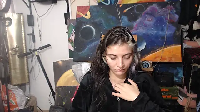 mariecam420 online show from March 2025 04:44:02 PM