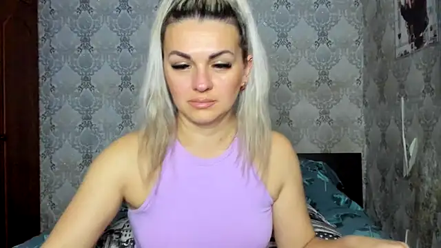 NicoletMoore online show from January 2025 11:40:01 PM