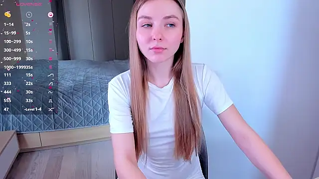 Aquilaris  online show from March 2025 02:12:01 PM