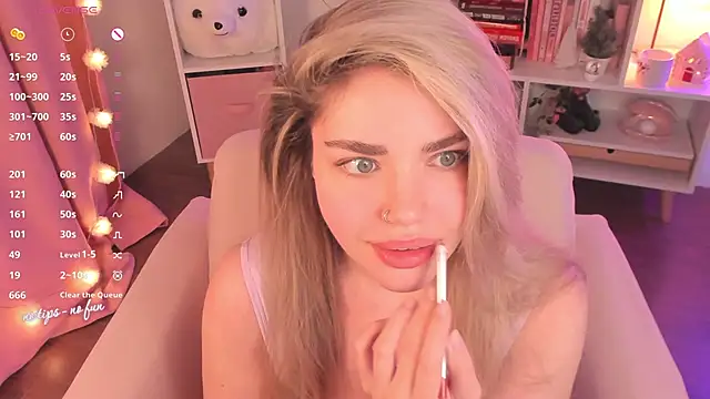 pussy-kattt online show from January 2025 10:59:02 AM