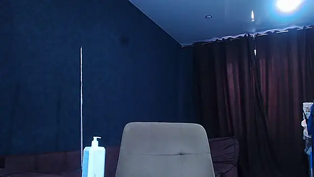 muscularjohnforuX online show from September 2025 07:44:01 AM