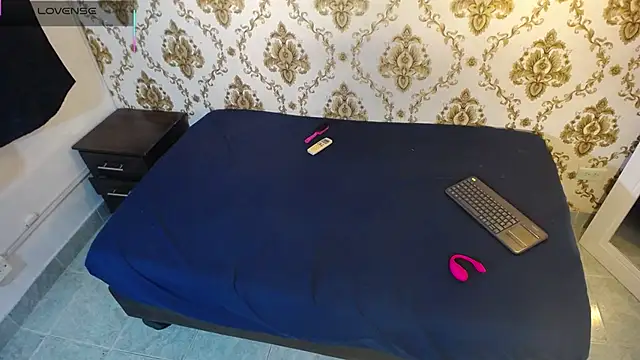 KARATIBBY COX online show from March 2026 12:11:01 PM