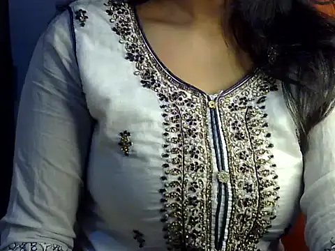 SiaraSiyA online show from May 2026 05:18:01 PM