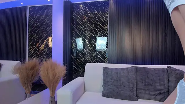 miataylorr1 online show from February 2025 06:26:01 PM