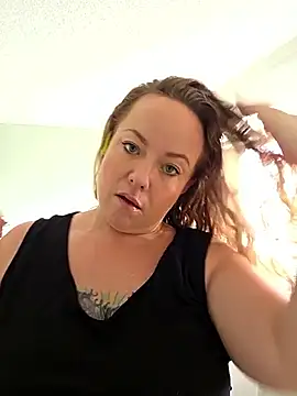 julimonroe online show from February 2026 03:29:02 PM