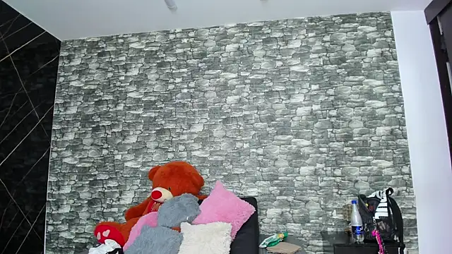 Snapshot of HeidyWillss chatting on September 2025 07:57:01 PM HeidyWillss online show from September 2025 07:57:01 PM