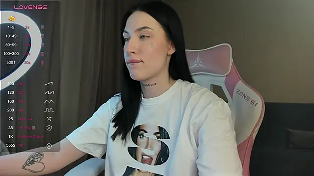 JenniferQueen11 online show from January 2025 09:57:02 AM