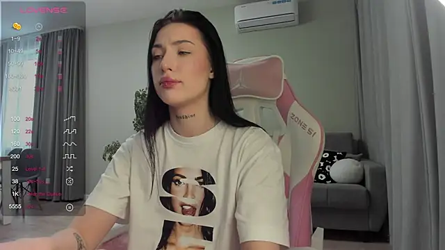 JenniferQueen11 online show from February 2025 07:23:01 AM