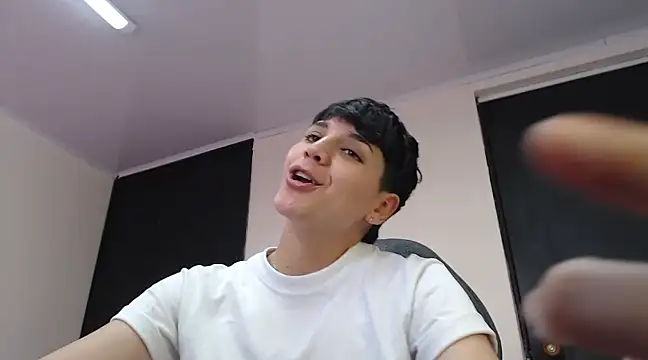 bad giirl  online show from January 2025 06:49:01 PM