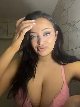 EmiliaPetrova online show from March 2026 12:03:01 AM