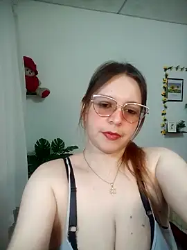 lorenitabella online show from March 2026 09:28:01 AM