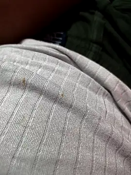 Vihaan3213 online show from October 2025 05:34:01 PM