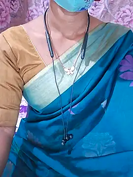 Snapshot of XBHUUME chatting on December 2024 08:16:02 AM XBHUUME online show from December 2024 08:16:02 AM