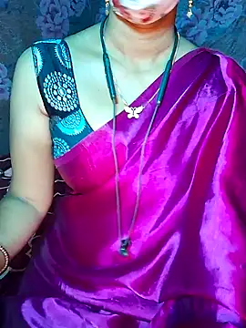 Snapshot of XBHUUME chatting on December 2024 05:55:02 PM XBHUUME online show from December 2024 05:55:02 PM