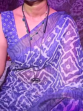 Snapshot of XBHUUME chatting on October 2025 04:15:02 PM XBHUUME online show from October 2025 04:15:02 PM