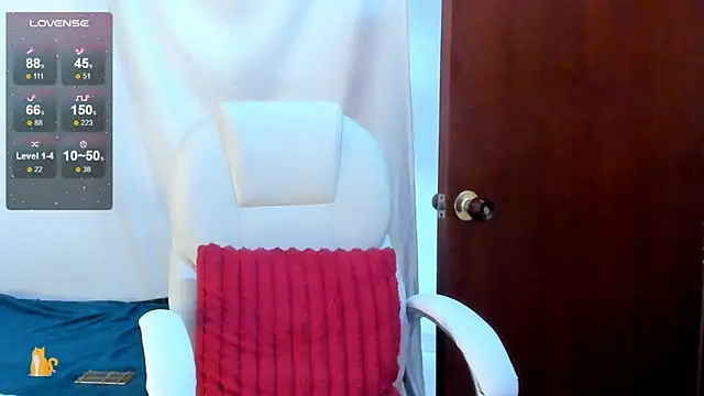 MatchedEyebrow online show from March 2025 09:43:02 PM