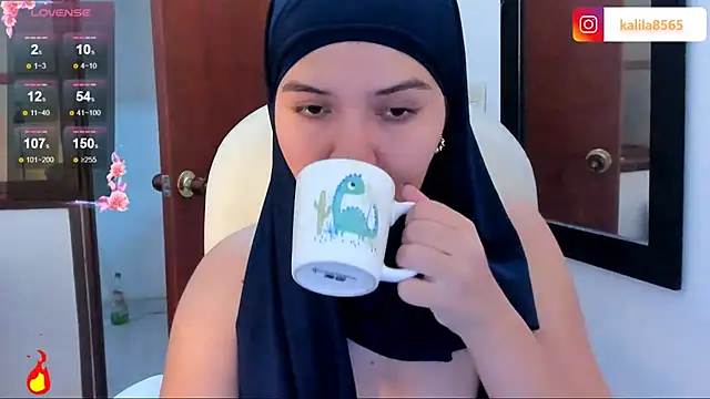 MatchedEyebrow online show from September 2025 08:57:02 PM