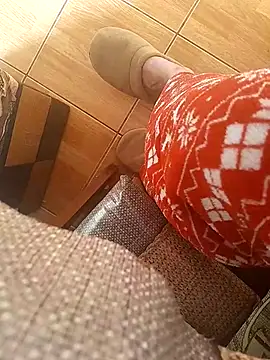 feet toes online show from March 2025 06:32:01 AM