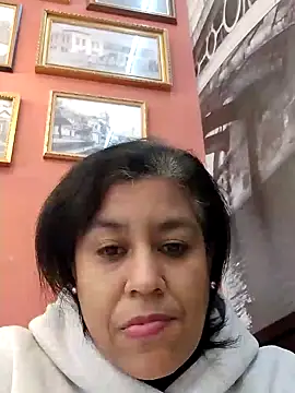 Snapshot of Molly_newman6 chatting on January 2025 01:11:01 PM Molly newman6 online show from January 2025 01:11:01 PM