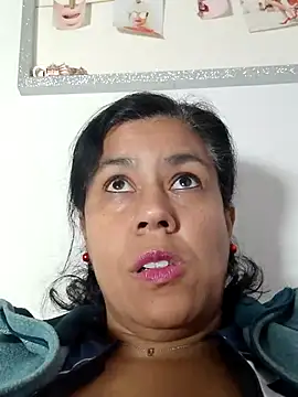 Snapshot of Molly_newman6 chatting on March 2025 03:27:01 PM Molly newman6 online show from March 2025 03:27:01 PM