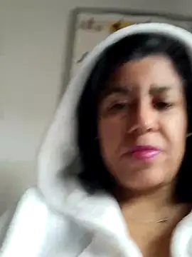 Snapshot of Molly_newman6 chatting on March 2025 01:06:02 PM Molly newman6 online show from March 2025 01:06:02 PM