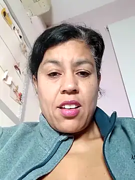 Snapshot of Molly_newman6 chatting on March 2025 05:41:02 AM Molly newman6 online show from March 2025 05:41:02 AM