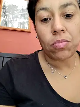 Snapshot of Molly_newman6 chatting on October 2025 12:58:01 PM Molly newman6 online show from October 2025 12:58:01 PM