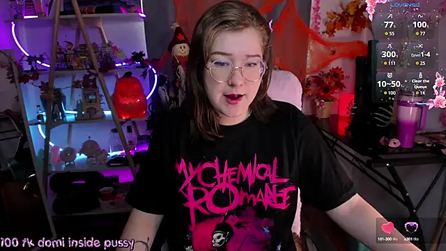 HunnyyLove online show from October 2025 03:22:02 PM