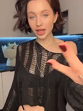 Camilla Railian online show from January 2025 08:16:02 PM