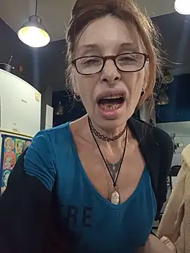 FrozenWaffle online show from July 2026 05:02:01 PM