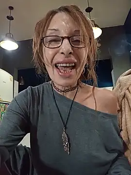FrozenWaffle online show from July 2026 04:33:01 PM