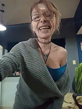 FrozenWaffle online show from July 2026 08:22:01 PM