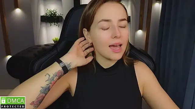 Mira Mermayd online show from January 2025 01:03:01 AM