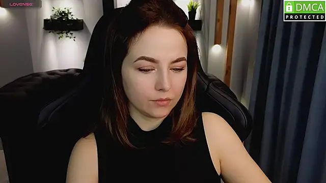 Mira Mermayd online show from February 2025 04:07:01 AM