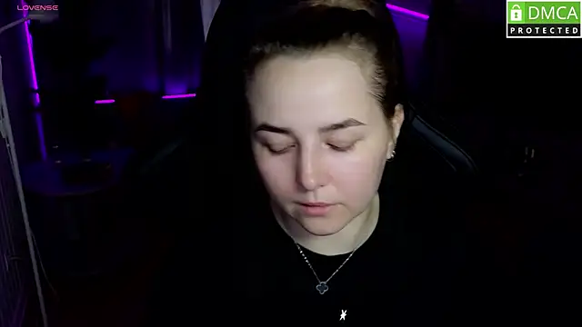 Snapshot of Mira_Mermayd chatting on May 2026 01:22:01 AM Mira Mermayd online show from May 2026 01:22:01 AM