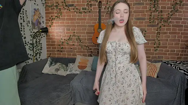 Snapshot of yamy_yamy_yamy chatting on November 2025 01:04:01 PM yamy yamy yamy online show from November 2025 01:04:01 PM